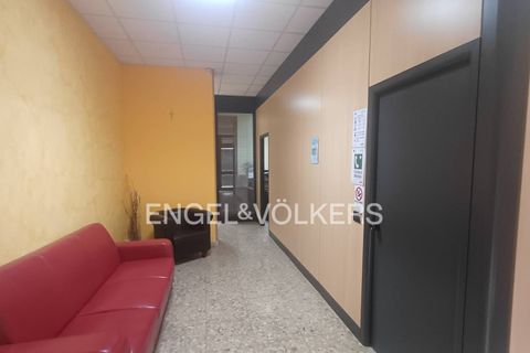 Erhvervsejendom i Pescara, Pescara, Pescara - € 175.000 | Ref: EV - LOCALE COMMERCIALE IN VENDITA A PORTANUOVA - foto 4