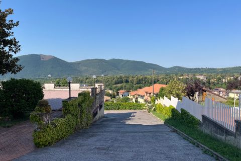 Lejlighed i Fiuggi, Frosinone, Fiuggi - € 135.000 | Ref: 201-458 - foto 2