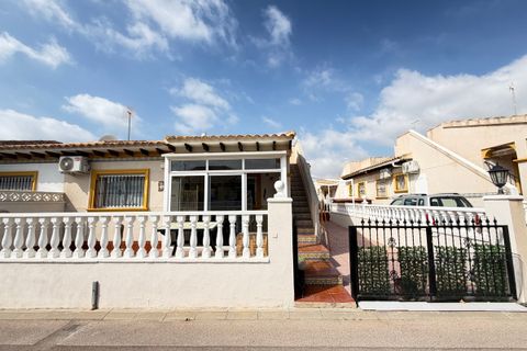 Bungalow i La Zenia, Alicante, La Zenia - € 225.000 | Ref: R-55558 - foto 1