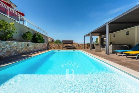 Villa em Biguglia, Haute-Corse, Biguglia - € 1.800.000 | Ref: RV2227 - foto 3