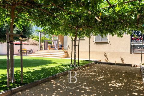 Villa em Biguglia, Haute-Corse, Biguglia - € 1.800.000 | Ref: RV2227 - foto 5