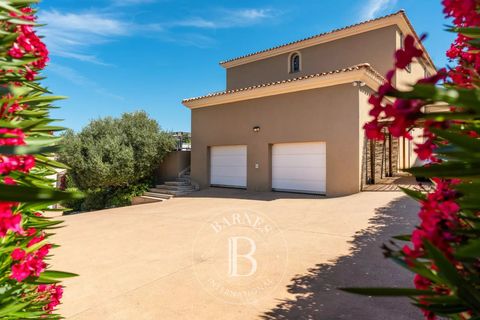 Villa em Biguglia, Haute-Corse, Biguglia - € 1.800.000 | Ref: RV2227 - foto 6