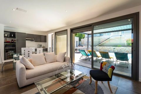 Villa em Biguglia, Haute-Corse, Biguglia - € 1.800.000 | Ref: RV2227 - foto 14