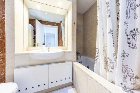 Lejlighed i Lisbon, Lisbon, Lisbon - € 715.000 | Ref: 952837 - foto 24