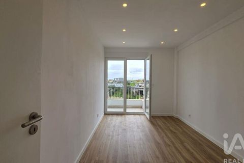 Lejlighed i Loures, Lisbon, Loures - € 380.000 | Ref: 963379 - foto 12