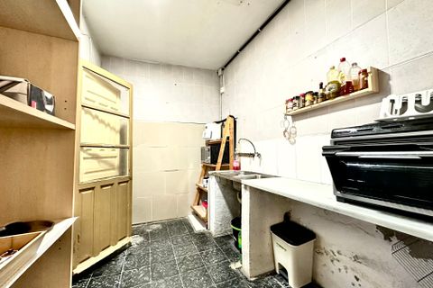 Reihenhaus in Barcelona, Barcelona, Barcelona - € 290.000 | Ref: 875127 - Foto 32