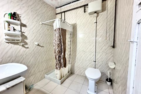 Reihenhaus in Barcelona, Barcelona, Barcelona - € 290.000 | Ref: 875127 - Foto 35