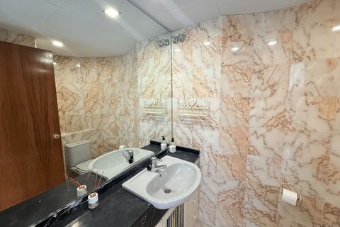 Penthouse in Marbella, Malaga, Marbella - € 2,900/month | Ref: R5429380 - photo 35