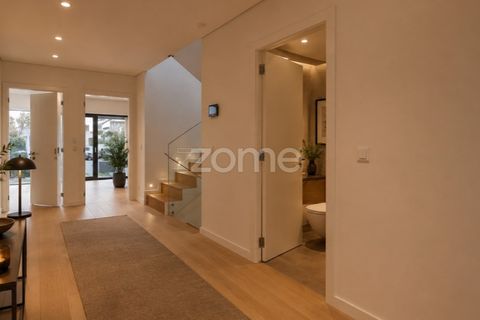 Villa i Espinho, Aveiro, Espinho - € 800.000 | Ref: ZMPT590549 - foto 15