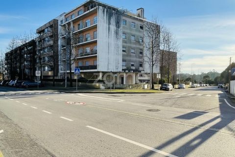 Helårsgrund i Maia, Porto, Maia - € 1.800.000 | Ref: ZMPT586301 - foto 10