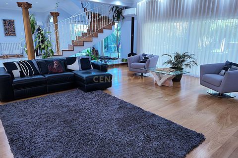 Villa i Seixal, Setubal, Seixal - € 2.250.000 | Ref: C0549-00003 - foto 8