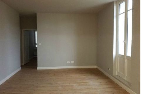 Apartament a Saintes, Charente-Maritime, Saintes - € 615/mes | Ref: 0066301 - foto 3