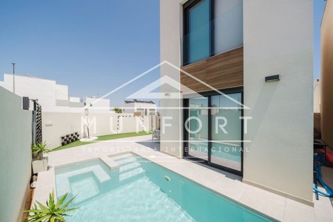 Villa in Benijofar, Alicante - foto 1