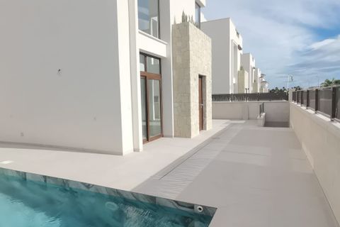 Villa i Rojales, Alicante, Rojales - € 649.000 | Ref: DLS0700 - foto 1