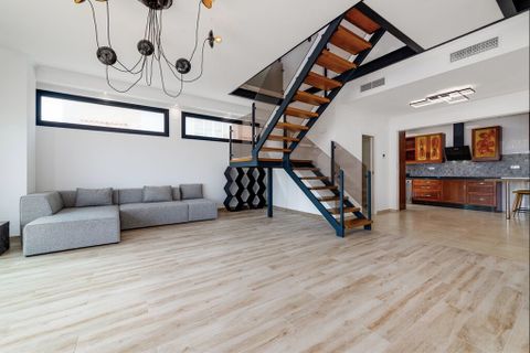 Villa i Torrevieja, Alicante, Torrevieja - € 990.000 | Ref: DLS0701 - foto 5