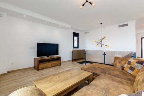 Villa i Torrevieja, Alicante, Torrevieja - € 990.000 | Ref: DLS0701 - foto 20