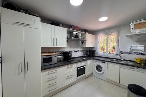 Byhus i Estepona, Malaga, Estepona - € 595.000 | Ref: R5426005 - foto 8