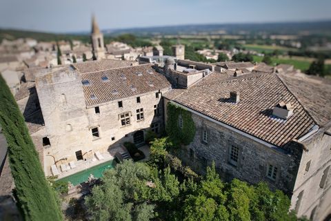 Villa i Uzes, Gard, Uzes - € 2.250.000 | Ref: HH-16224735 - foto 3