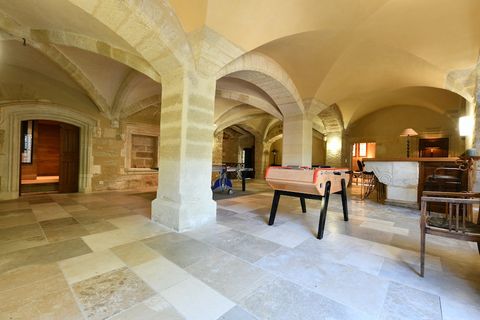 Villa i Uzes, Gard, Uzes - € 2.250.000 | Ref: HH-16224735 - foto 6