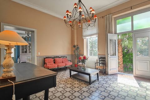Villa en Uzes, Gard, Uzes - € 1.895.000 | Ref: HH-16217565 - photo 4