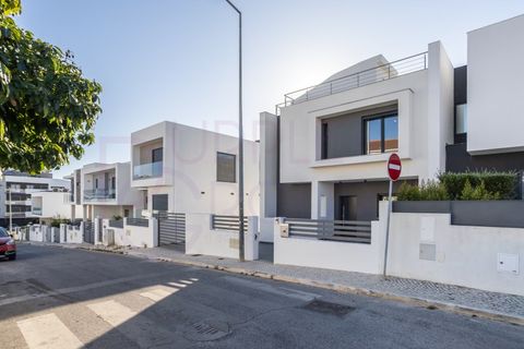 Villa i Laranjeiro, Setubal, Laranjeiro - € 730.000 | Ref: 194 - foto 6