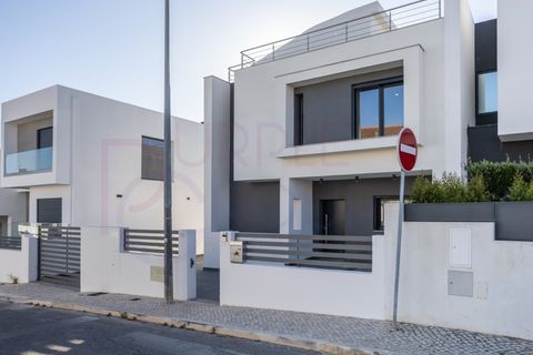 Villa i Laranjeiro, Setubal, Laranjeiro - € 730.000 | Ref: 194 - foto 7