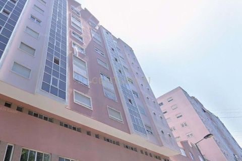 Erhvervsejendom i Queluz, Lisbon, Queluz - € 180.000 | Ref: C0506-00735 - foto 1