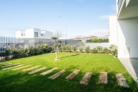 Villa i Amadora, Lisbon, Amadora - € 1.580.000 | Ref: C0506-00395 - foto 3