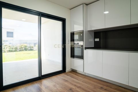 Villa i Amadora, Lisbon, Amadora - € 1.580.000 | Ref: C0506-00395 - foto 6
