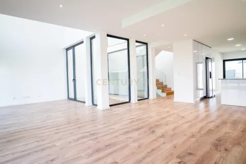 Villa i Amadora, Lisbon, Amadora - € 1.580.000 | Ref: C0506-00395 - foto 14