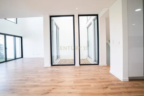 Villa i Amadora, Lisbon, Amadora - € 1.580.000 | Ref: C0506-00395 - foto 15