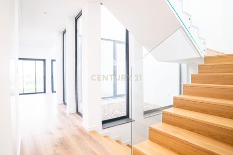 Villa i Amadora, Lisbon, Amadora - € 1.580.000 | Ref: C0506-00395 - foto 22