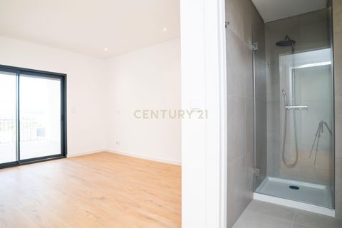 Villa i Amadora, Lisbon, Amadora - € 1.580.000 | Ref: C0506-00395 - foto 31