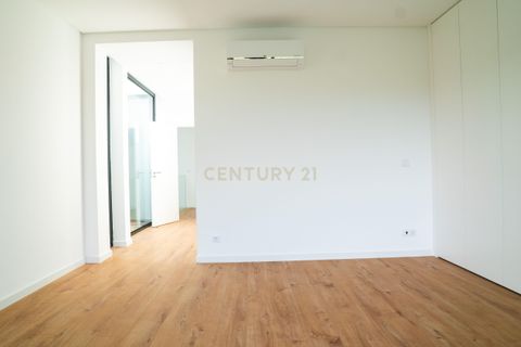 Villa i Amadora, Lisbon, Amadora - € 1.580.000 | Ref: C0506-00395 - foto 36