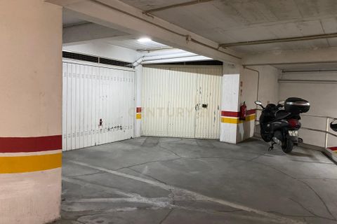 Garage i Amadora, Lisbon, Amadora - € 70.000 | Ref: C0222-07153 - foto 3