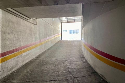 Garage i Amadora, Lisbon, Amadora - € 70.000 | Ref: C0222-07153 - foto 6