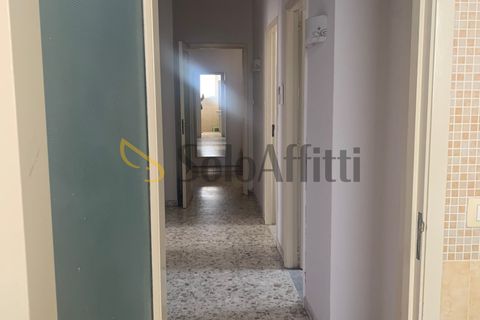 Estudi a Catania, Catania, Catania - € 280/mes | Ref: CameraVialeIonio - foto 12