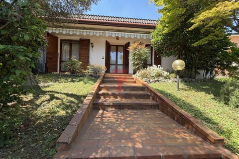 Villa i Limena, Padua, Limena - € 315.000 | Ref: AV128 - foto 1