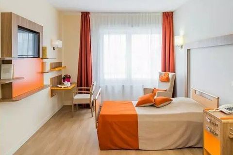 Erhvervsejendom i Colombes, Hauts-de-Seine, Colombes - € 177.600 | Ref: 7410F4984340465B - foto 2