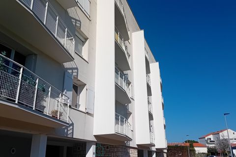 Lejlighed i Royan, Charente-Maritime, Royan - € 240.000 | Ref: 98E666E7497647BE - foto 1