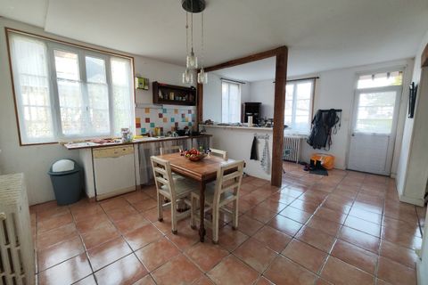 Villa a Lisieux, Calvados, Lisieux - € 158.000 | Ref: BEB2A69924804F76 - foto 2