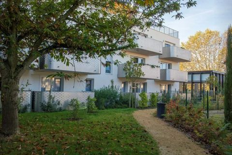 Erhvervsejendom i Cenon, Gironde, Cenon - € 119.000 | Ref: FEFEB09BADB64790 - foto 1