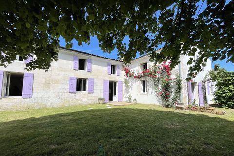 Villa i Saintes, Charente-Maritime, Saintes - € 446.500 | Ref: BDBFF8A493054C8A - foto 1