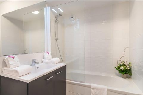 Erhvervsejendom i Tours, Indre-et-Loire, Tours - € 68.000 | Ref: E69EB405790E4A96 - foto 5