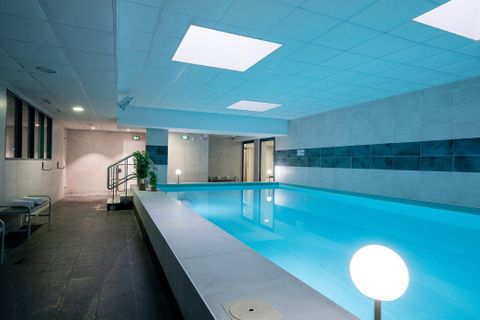 Erhvervsejendom i Tours, Indre-et-Loire, Tours - € 68.000 | Ref: E69EB405790E4A96 - foto 6