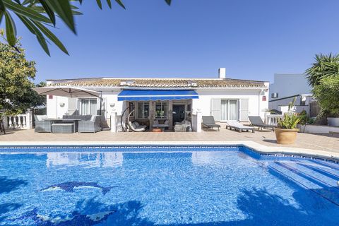 Villa em La Duquesa, Malaga, La Duquesa - € 650.000 | Ref: R5430634 - foto 1