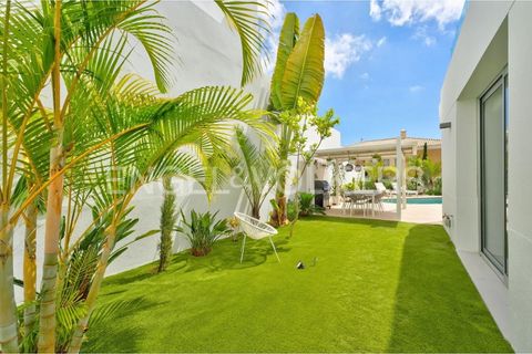 Villa i Adeje, Tenerife, Adeje - € 1.999.000 | Ref: W-049S8W - foto 13