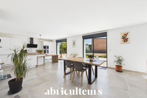 Villa i Couëron, Loire-Atlantique, Couëron - € 499.500 | Ref: BMVM030722044220_1 - foto 1