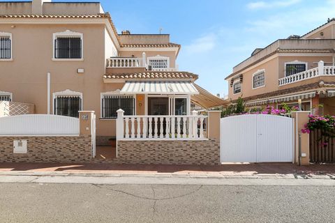 Terraced house in Torre de la Horadada, Alicante - photo 2
