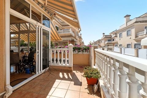 Terraced house in Torre de la Horadada, Alicante - photo 3